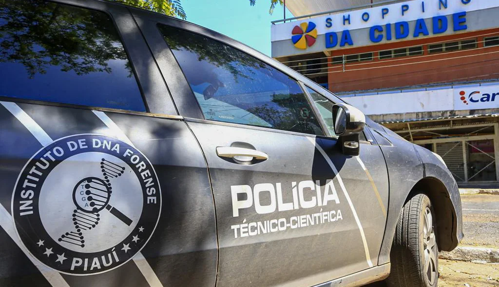 Polícia Civil no Shopping da Cidade