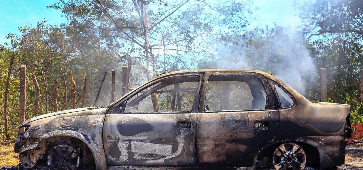 Carro teve perda total