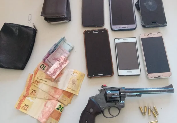 Objetos encontrados com a dupla