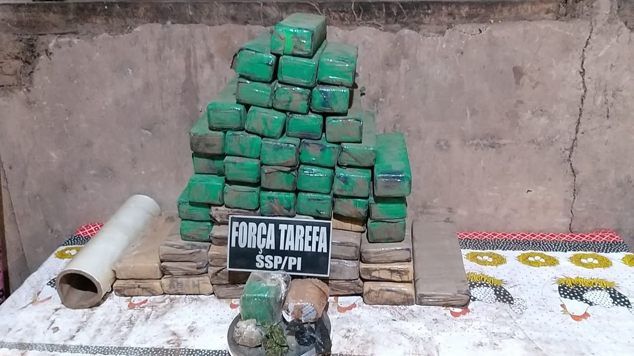Droga apreendida no bairro Socopo 