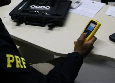Idoso é preso acusado de embriaguez ao volante