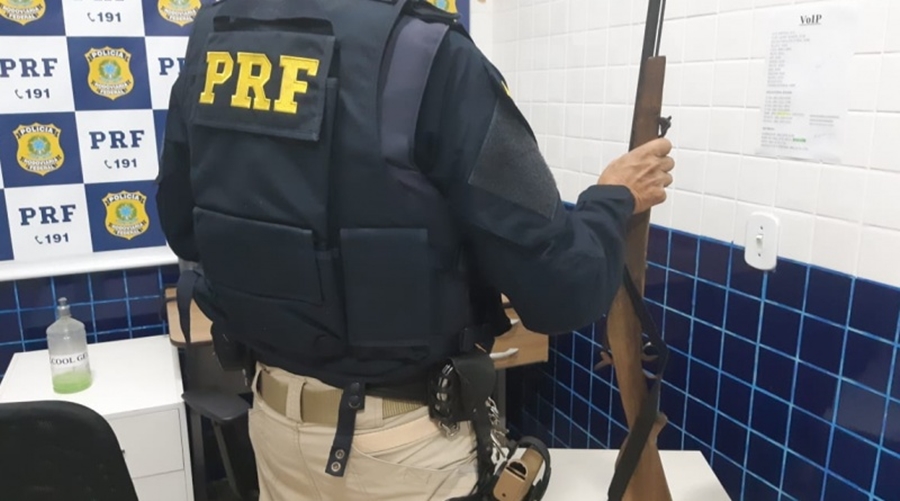 Arma apreendida pela PRF em Piripiri