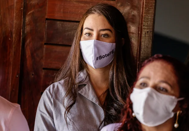 Fernanda Gomes participou da solenidade