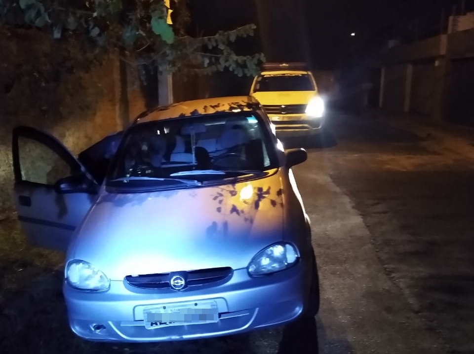 Veículo que havia sido levado pelos criminosos