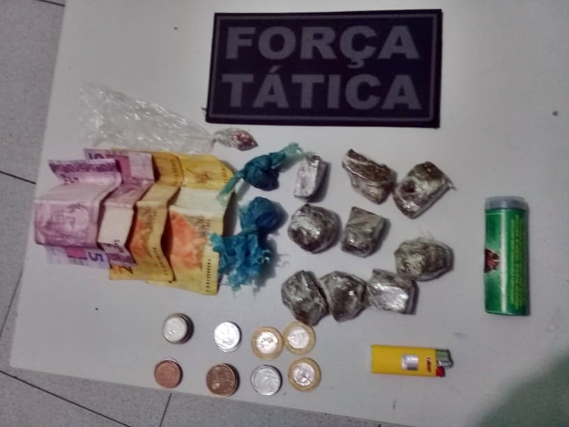 Material apreendido no interior da residência