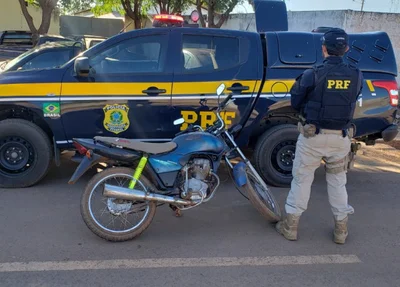 Motocicleta apreendida pela PRF