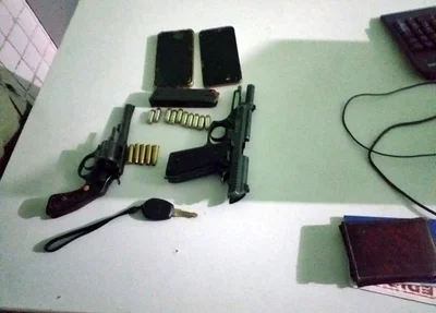 Armas apreendidas ontem à noite