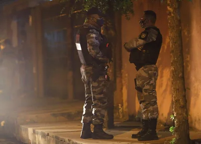 Policiais do 8º Batalhão da Polícia Militar
