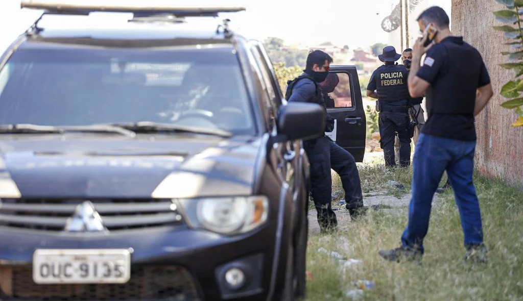 Agentes da Polícia Federal em Timon