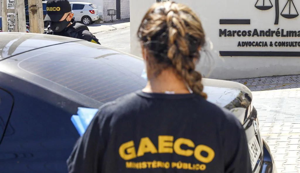 Gaeco cumpre mandado em escritório de advocacia na Capital