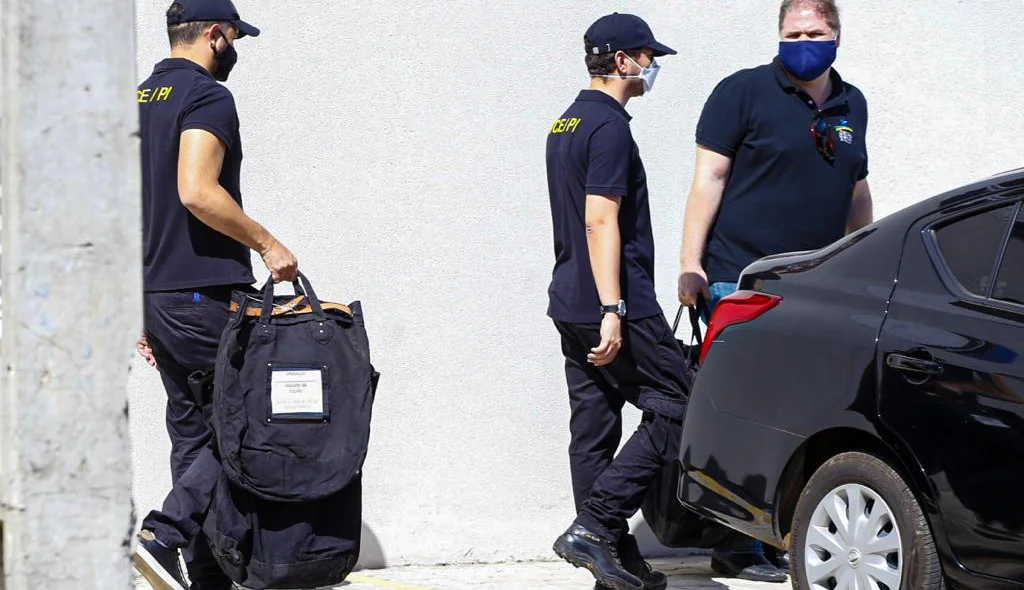 Gaeco cumpre mandados de busca em escritório na Capital