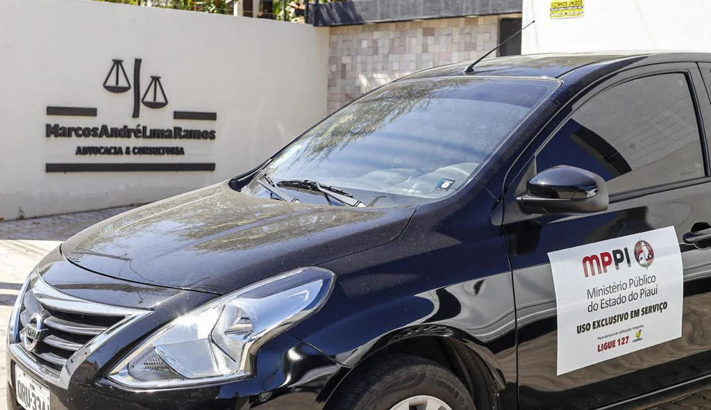 Veículo do Gaeco, do Ministério Público do Piauí