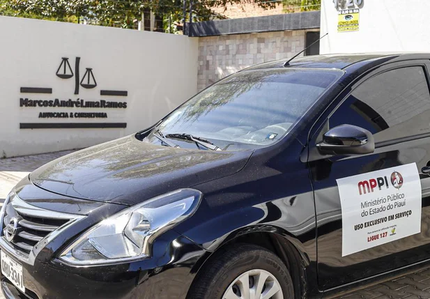 Veículo do Gaeco, do Ministério Público do Piauí