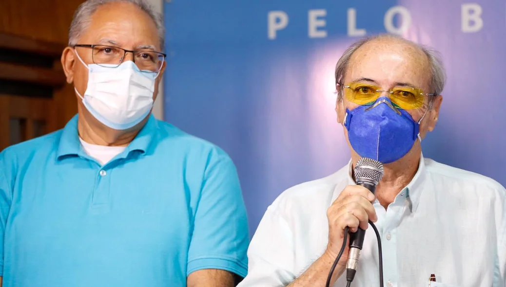 Kleber Montezuma ao lado de Sílvio Mendes