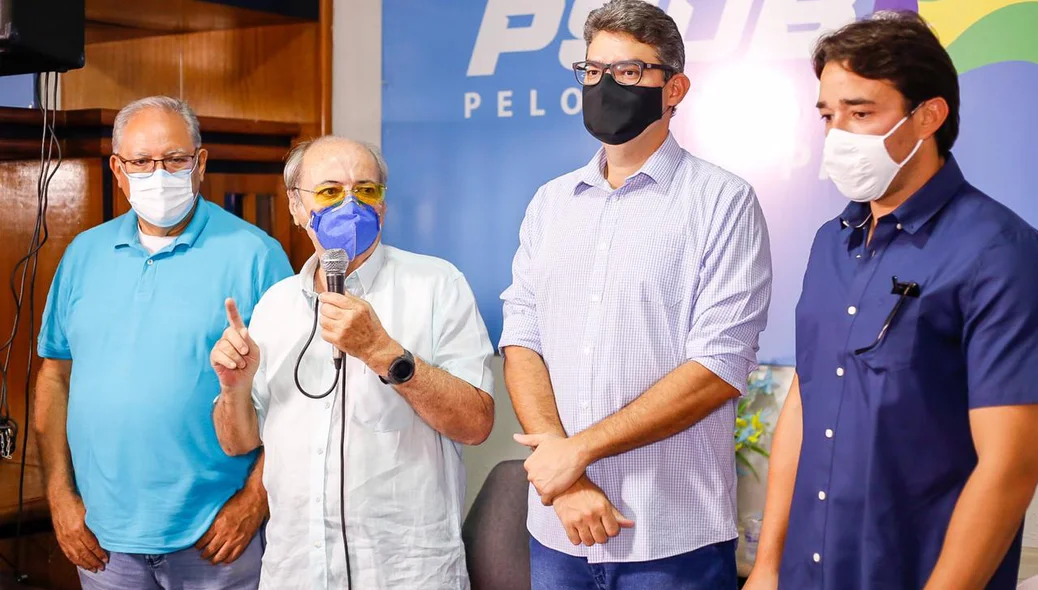 Sílvio Mendes em evento do PSDB