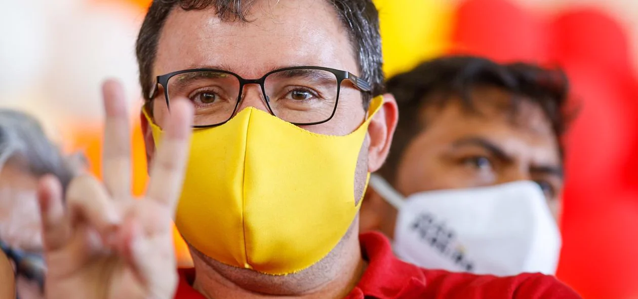 Fábio Novo durante a convenção do PT