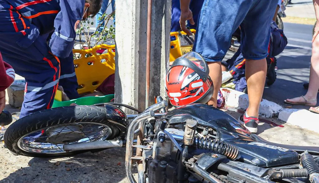 A vítima estava sem o capacete