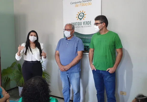 Teresa Britto, Kleber Montezuma e Luciano Nunes