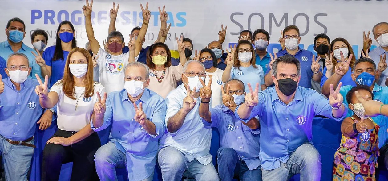 Políticos na convenção do Progressistas em Teresina