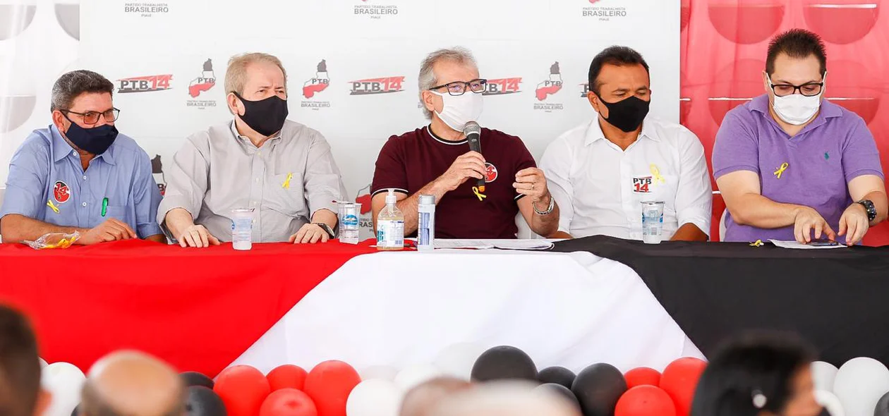 JVC discursa em evento do PTB em Teresina
