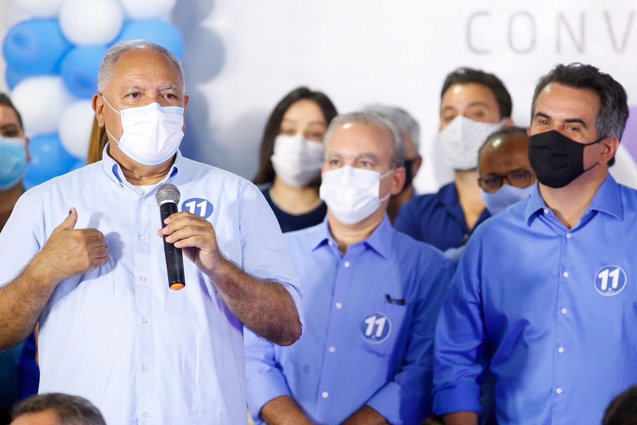 Kleber Montezuma ao lado de Firmino Filho e Ciro Nogueira