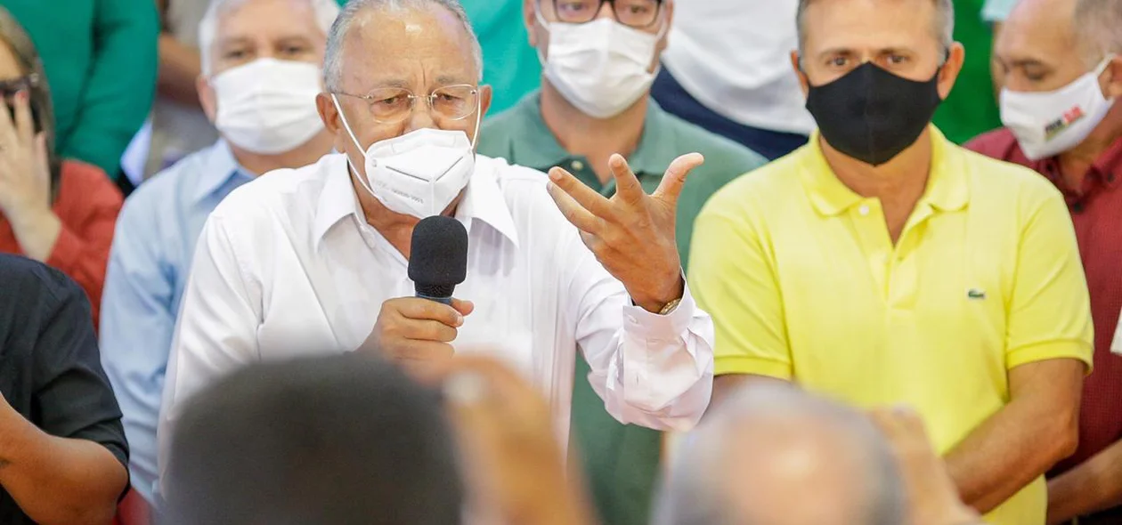 Dr. Pessoa ao lado de Luiz Lobão