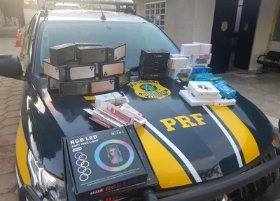 Parte da mercadoria apreendida pela PRF
