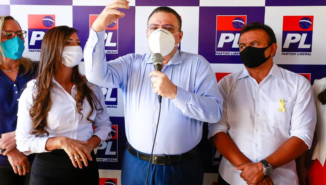 Pastora Diana, Gessivaldo Isaías e Fábio Abreu