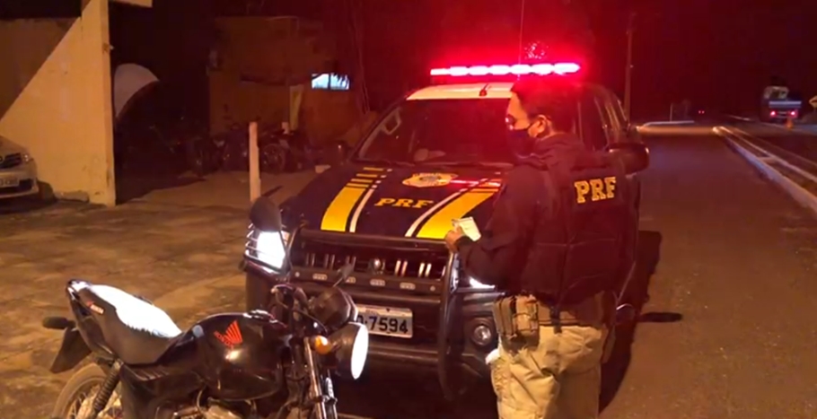 Homem é preso com CNH falsa na BR 316 em Alegrete do Piauí 