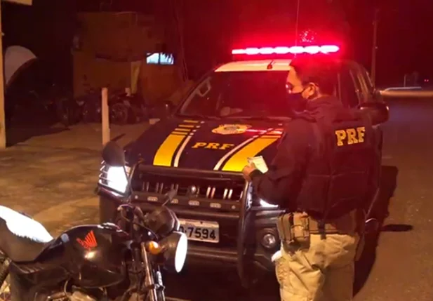 Abordagem da PRF em Alegrete do Piauí