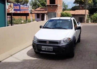 Veículo roubado durante o assalto à empresa no bairro Buenos Aires em Teresina