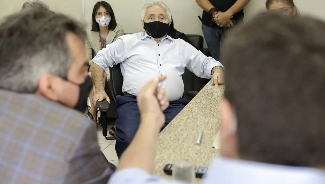 Elmano Férrer em reunião no DNIT