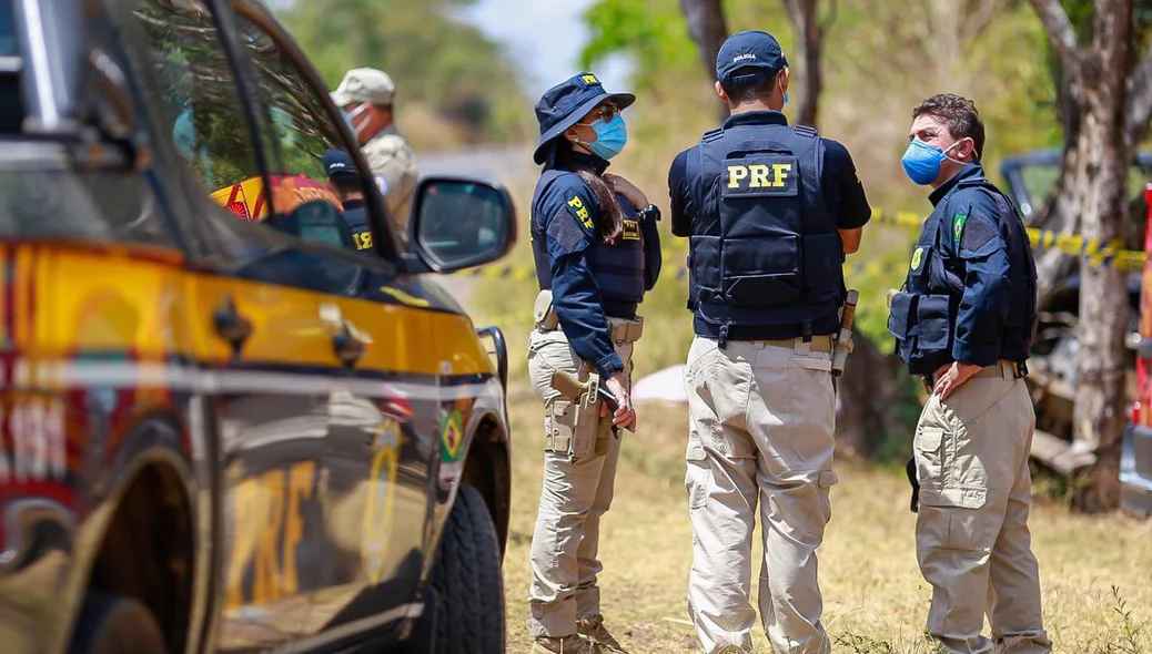 Agentes da PRF