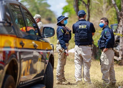 Agentes da PRF