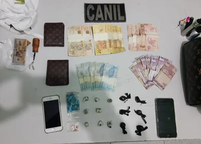 Substâncias, dinheiro e aparelhos celulares apreendidos