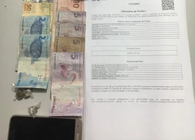 Dinheiro, aparelho celular e maconha apreendida