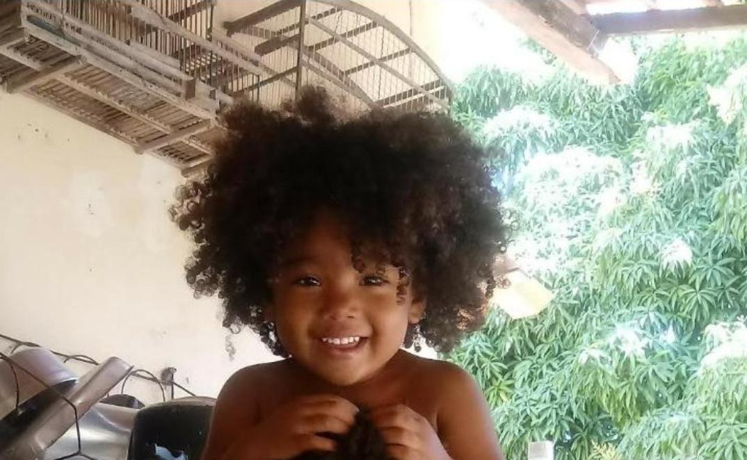 Maria Vitória dos Santos Barros baleada na região do Torquato Neto