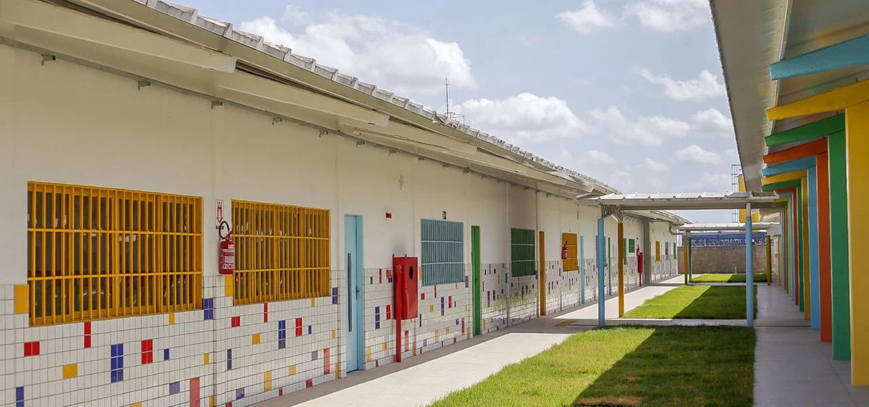 Escola Municipal Júlio Lopes Lima