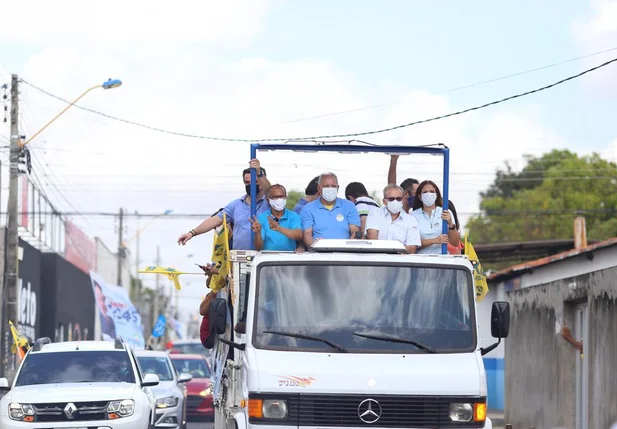 Candidatos à Prefeitura de Teresina realizam carreatas