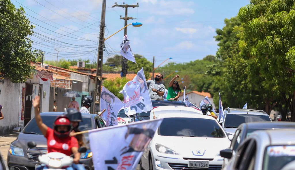 Carreata de Fábio Abreu na zona norte de Teresina