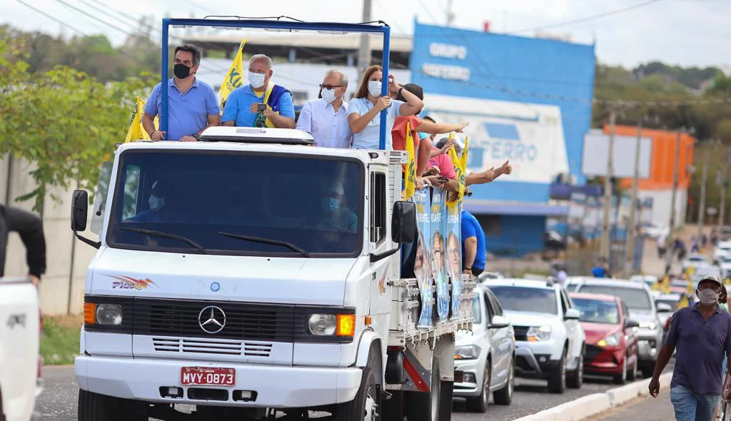 Concentração da carreata de Kleber Montezuma na Avenida Joaquim Nelson