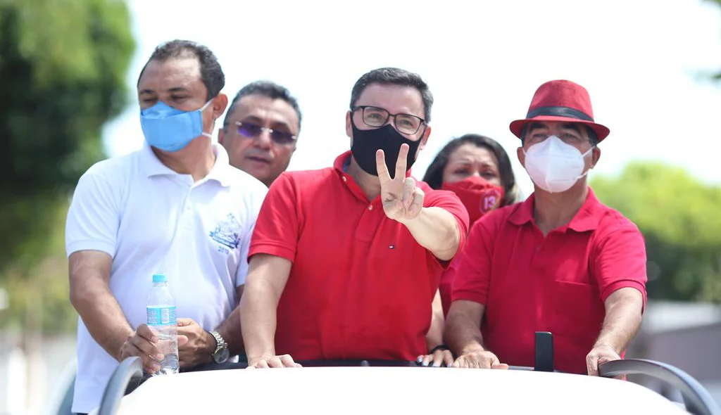 Fábio Novo em carreata pela zona norte de Teresina