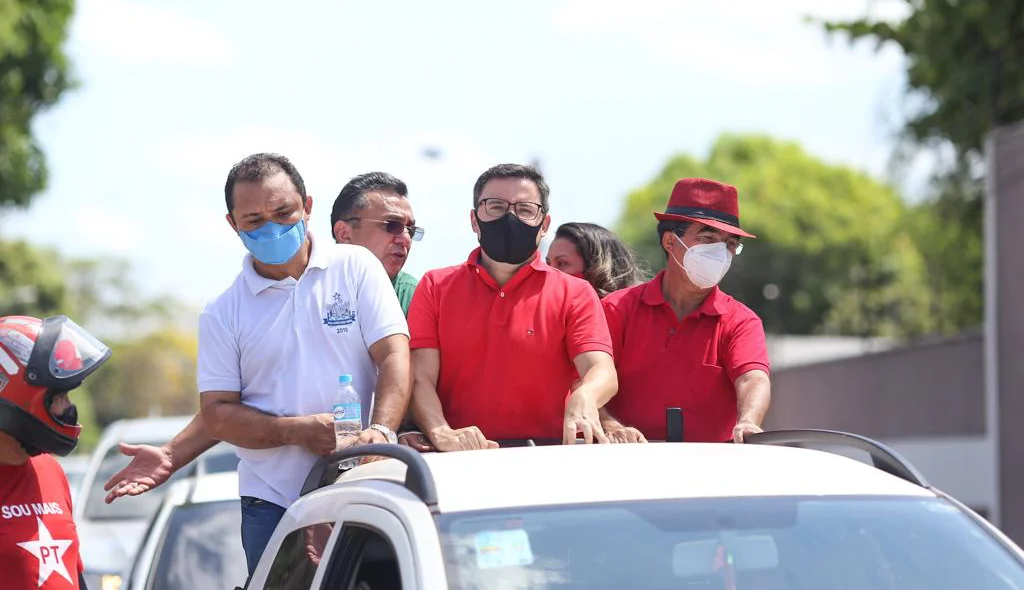 Fábio Novo realiza carreata na zona norte de Teresina