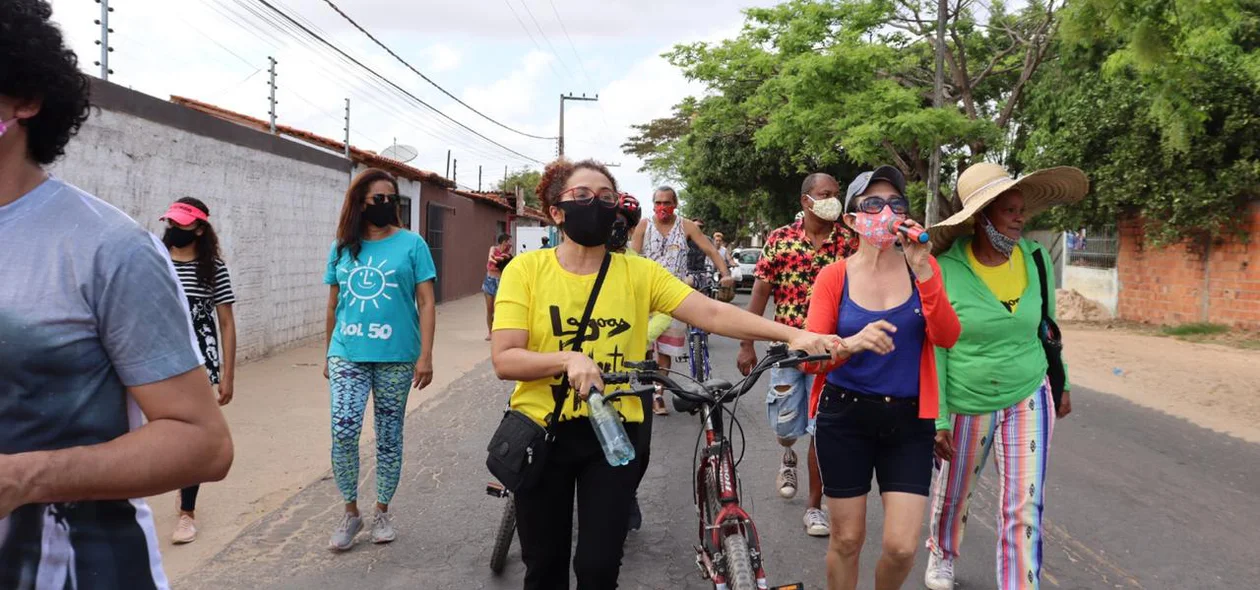 Lucineide Barros em bicicletaço do PSOL