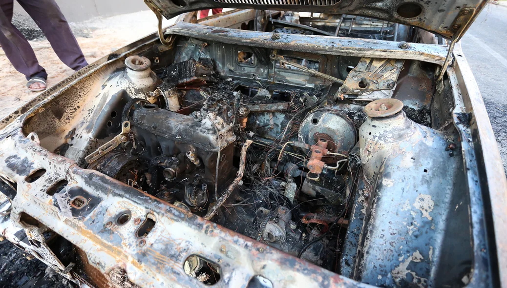 Motor do escort ficou destruído