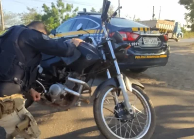 Motocicleta Yamaha Factor YBR apreendida