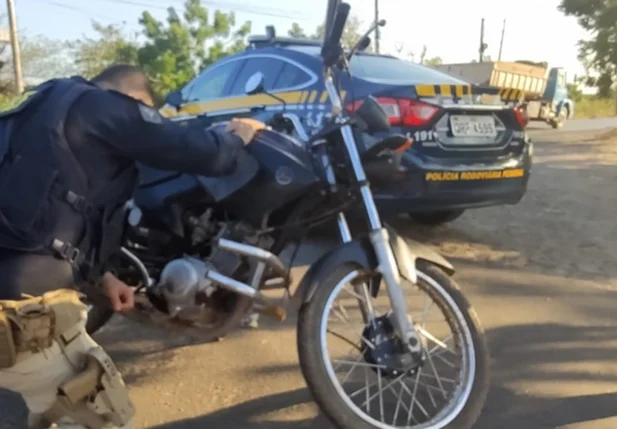 Motocicleta Yamaha Factor YBR apreendida