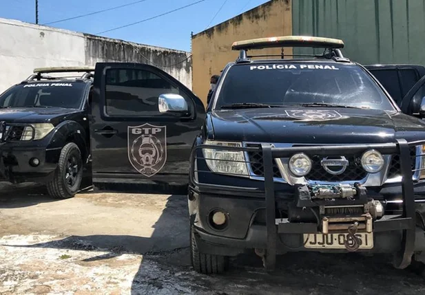 Viaturas do Grupo Tático