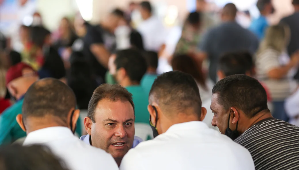 Jeová Alencar na inauguração de seu comitê de campanha