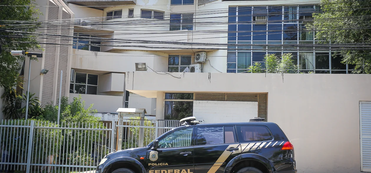 Polícia federal na sede do TRE-PI em Teresina 